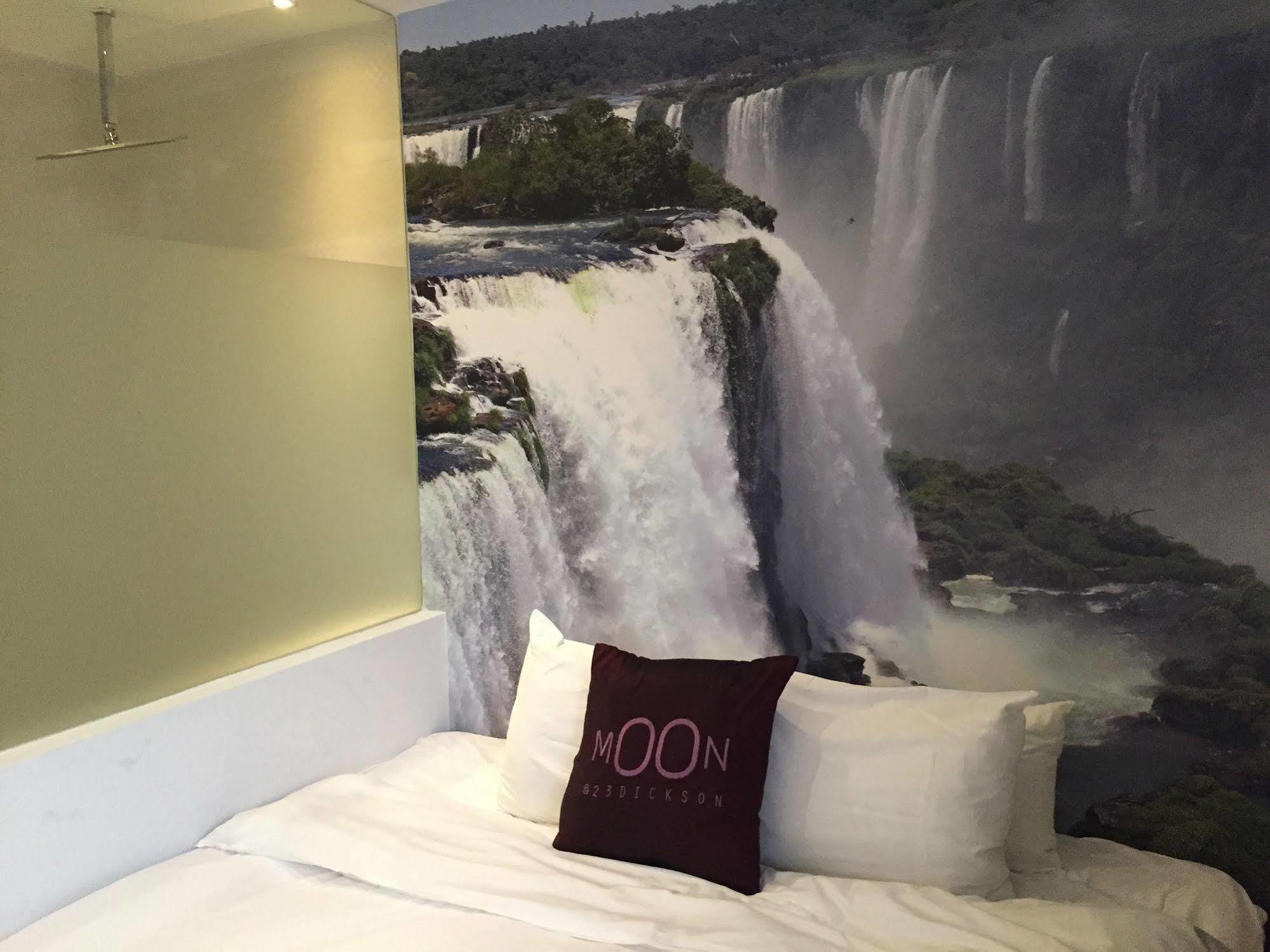 Moon 23 Hotel سنغافورة المظهر الخارجي الصورة